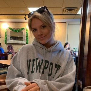 Meet your Posher, Roslyn